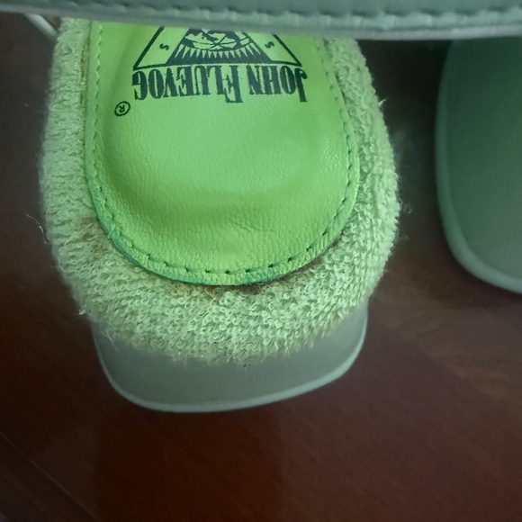 John Fluevog Green Neve Sandals - Picture 4 of 6